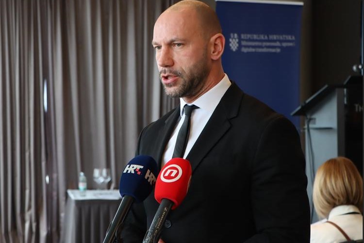 Slika /slike/zis 4.jpg